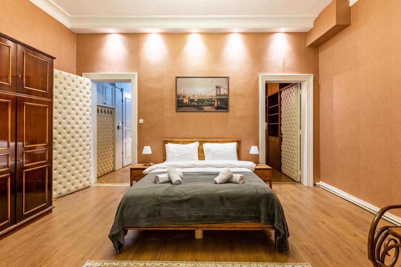 Historical Flat With A Lovely Sea View In Beyoglu Истанбул Екстериор снимка