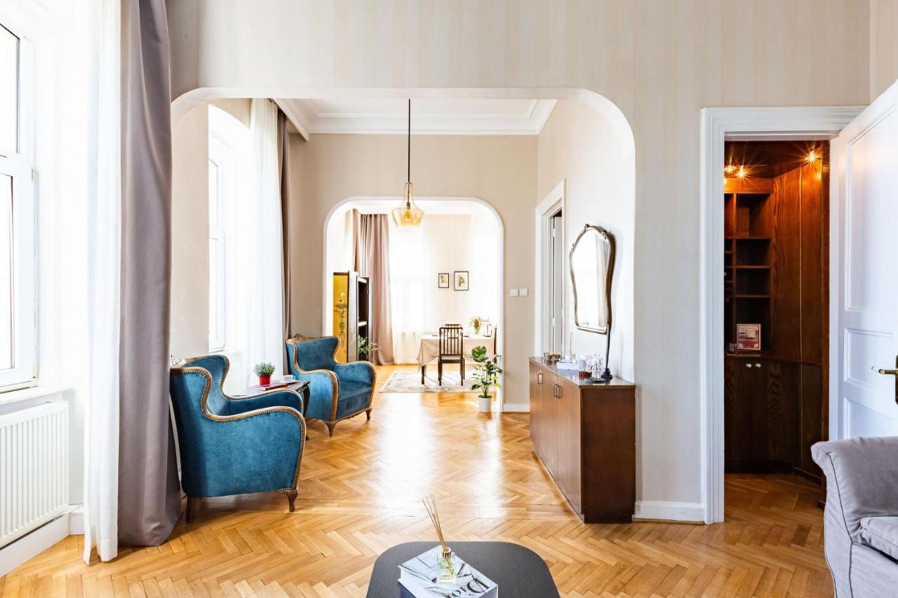 Historical Flat With A Lovely Sea View In Beyoglu Истанбул Екстериор снимка