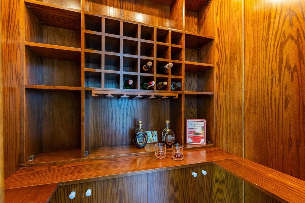 Historical Flat With A Lovely Sea View In Beyoglu Истанбул Екстериор снимка