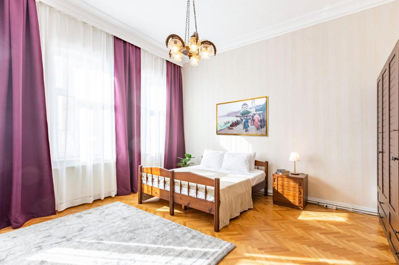 Historical Flat With A Lovely Sea View In Beyoglu Истанбул Екстериор снимка