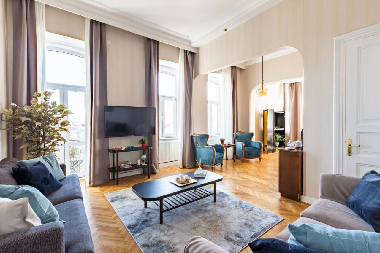 Historical Flat With A Lovely Sea View In Beyoglu Истанбул Екстериор снимка