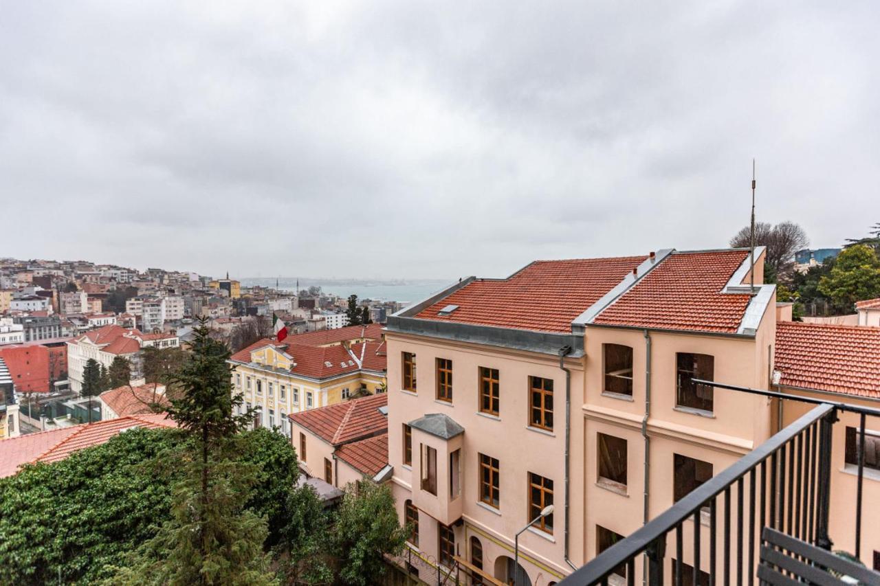 Historical Flat With A Lovely Sea View In Beyoglu Истанбул Екстериор снимка