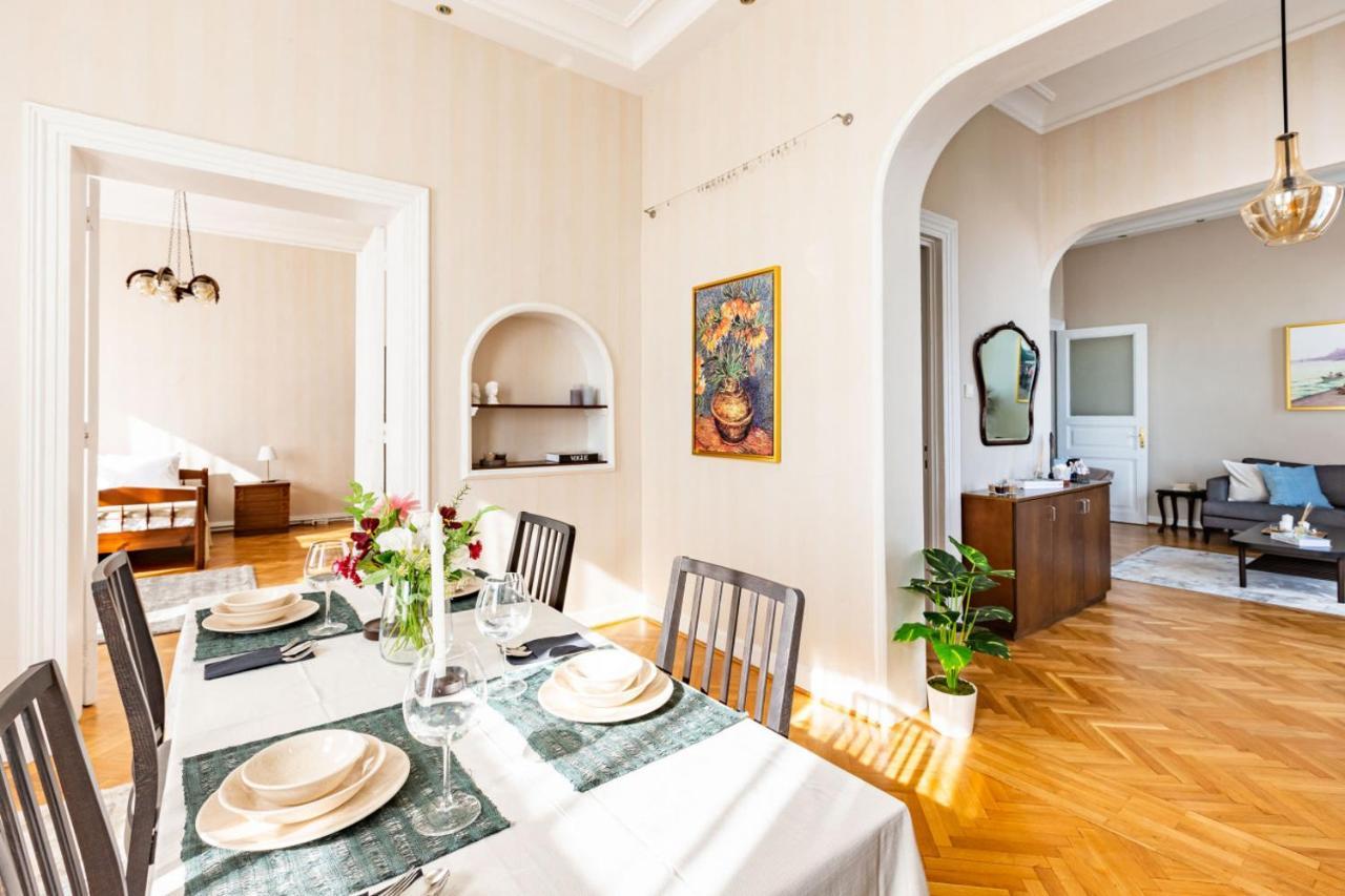 Historical Flat With A Lovely Sea View In Beyoglu Истанбул Екстериор снимка